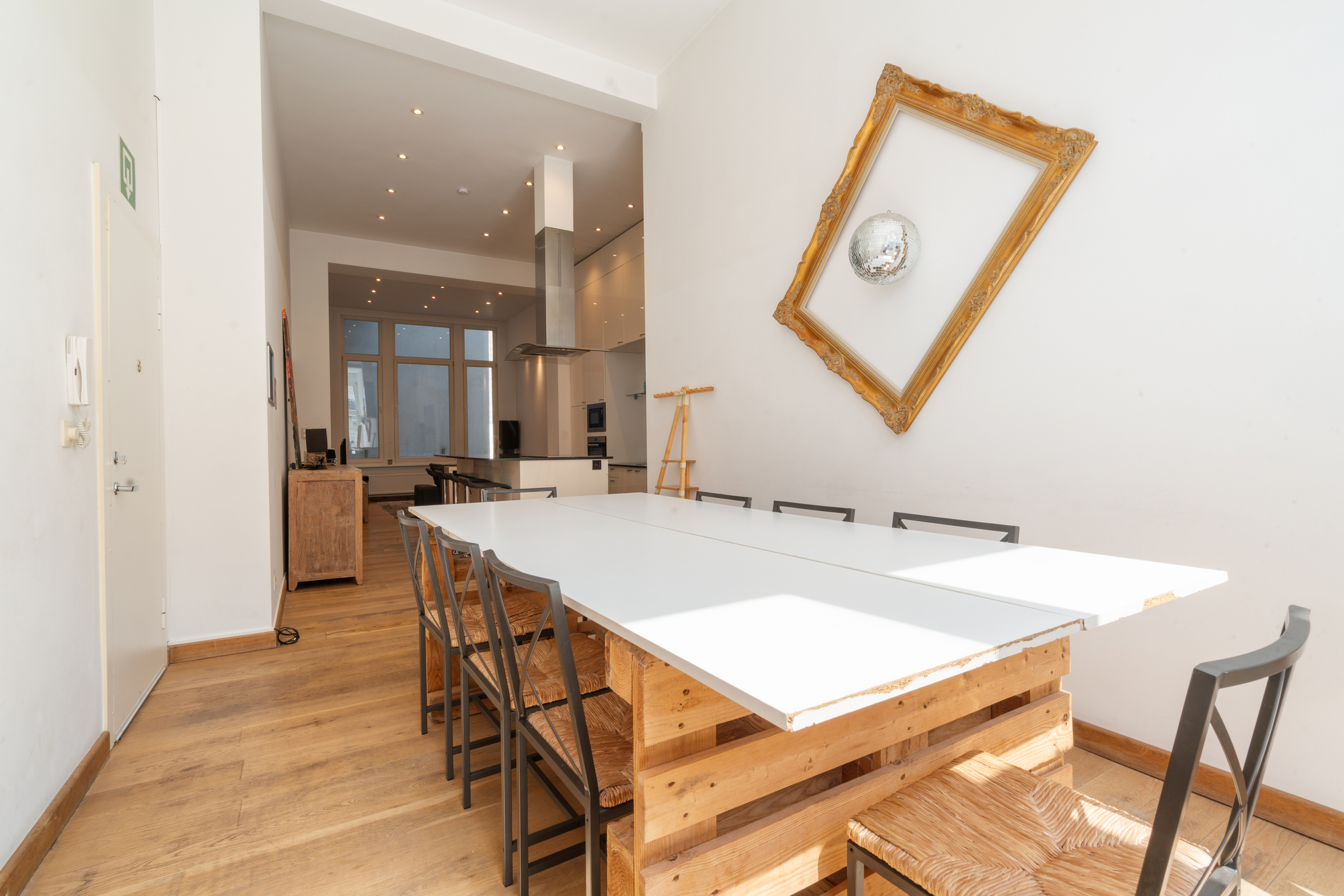 Luxueuze duplex te Antwerpen met 2 slaapkamers en sauna - foto 3