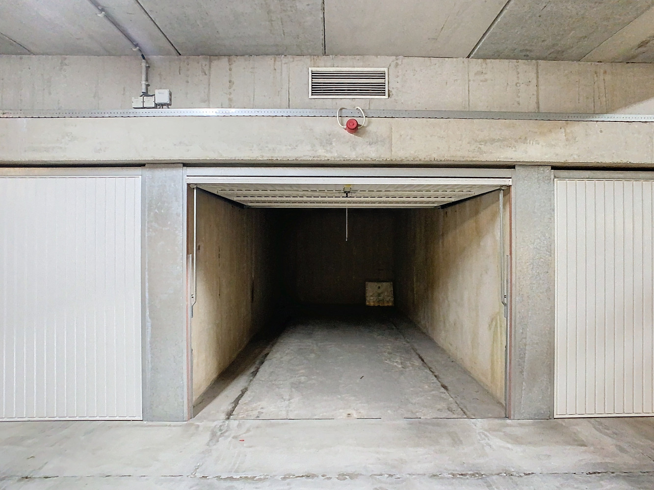 Garage for sale in Knokke-Heist - photo 2