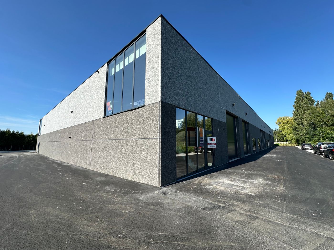 223 m² nieuwbouw KMO-unit met mezzanine langs Meensesteenweg - foto 2