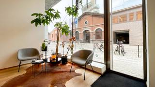 Cet espace commercial est situé au rez-de-chaussée du récent complexe « Liberty ». Une belle résidence qui attire immédiatement l'attention dans...