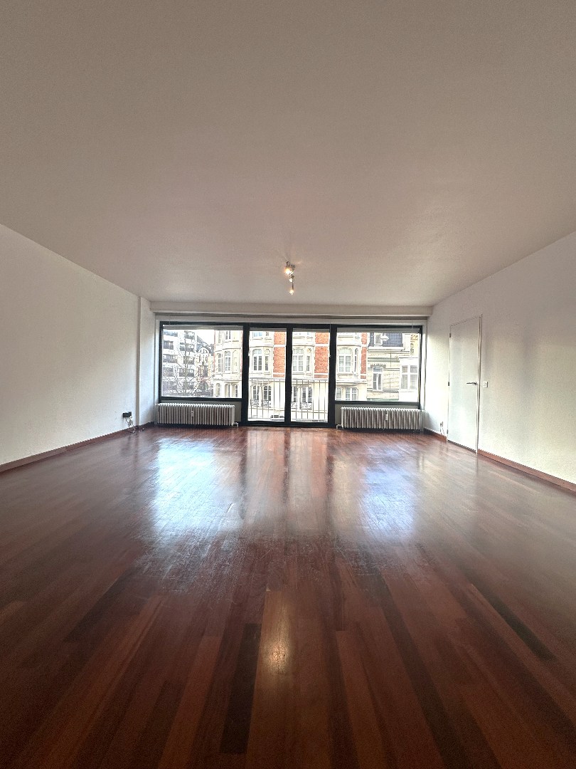 Appartement à louer à Gand avec 3 chambres - photo 2