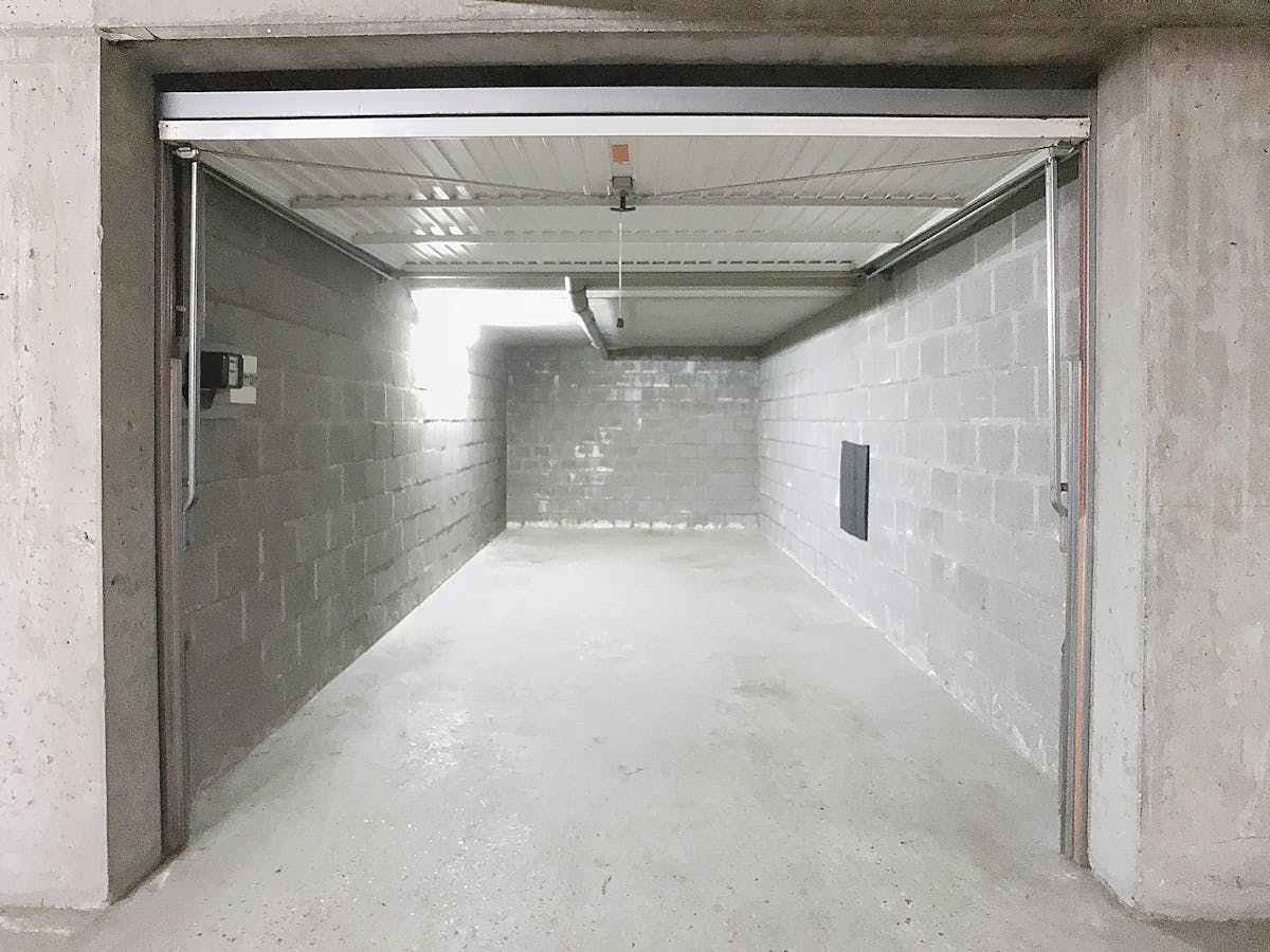 Goedgelegen garagebox te koop te Duinenweg in Middelkerke! - foto 3