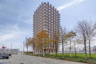 <p>Underground car parking space for sale - Kattendijkdok-Westkaai 91, Antwerp</p><p>Looking for a safe place to park your car or an interesting investment?</p><p>Underground car parking space located on level -2 in a residence at Kattendijkdok-Westkaai 91, Antwerp. The car parking space offers easy access and is ideal for residents of Eilandje or the surrounding area looking for a safe and covered parking space.</p><p>Features:<br />Location: Kattendijkdok-Westkaai 91, Antwerp<br />Level: -2<br />Type: underground car parking space<br />Request price: €30,000</p><p>Contact<br />More information or a visit? Contact Bart at +32 470 80 51 08 or bart@heritagevastgoed.be</p>