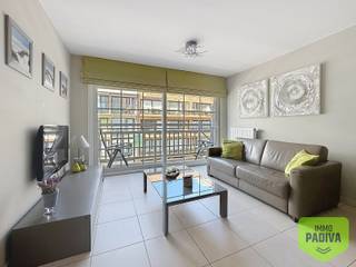 Zeer goed onderhouden éénslaapkamer appartement op wandelafstand van de nieuwe zeedijk van Westende-BadIndeling:3°V.: inkomhal - lichtrijke...