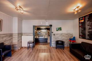 Interessante investering in het hart van KalmthoutOp zoek naar een zorgeloze opbrengsteigendom met stabiel rendement? Dit handelspand nabij het...