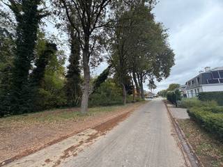 Genk, Oude Hoevestraat 46-48-50: Exclusieve bouwgrond van 17a 99ca en 38,60m breed !Ontdek deze uitzonderlijke bouwgrond op een toplocatie in Genk,...