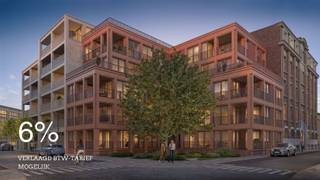 <p>UNIT 2 — Tweede verdieping | Hoekappartement</p><p>Boven de stad, maar midden in het leven.</p><p>Op de tweede verdieping van Zegelpark ligt dit ruime hoekappartement — het laatste en misschien wel het mooiste appartement in het project. Hier woon je net dat tikkeltje hoger, met een zicht op de mooie boom, meer privacy en een terras waar je werkelijk geniet.</p><p>De leefruimte is ronduit indrukwekkend: een gigantische open ruimte met een stijlvolle keuken met kookeiland, naadloos uitgevend op het zonnige terras. Parket of tegels — de keuze is volledig aan jou — en twee badkamers die het comfort van een boutique hotel naar je eigen thuis brengen. De twee slaapkamers zijn ruim en rustig — een appartement dat op elk moment van de dag aangenaam aanvoelt.</p><p>De hoekligging brengt licht van twee kanten naar binnen en geeft het appartement een open, luchtig karakter dat je meteen voelt. Technisch volledig in orde: BEN-norm (E30 of beter), vloerverwarming, warmtepomp en zonnepanelen.</p><p>Zegelpark ligt op het kruispunt van de stad en de natuur: Borgerhout bruist buiten, het toekomstige Ringpark Groene Vesten lonkt voor je dagelijkse wandeling. Gemeenschappelijke tuin, fietsenstalling en ondergrondse parking aanwezig.</p><p>Met het verlaagde btw-tarief van 6% (indien van toepassing) ook financieel een uitstekende keuze.</p><p>Plan je bezoek via www.sinjoor.be of bel ons op 03 283 05 00.</p>