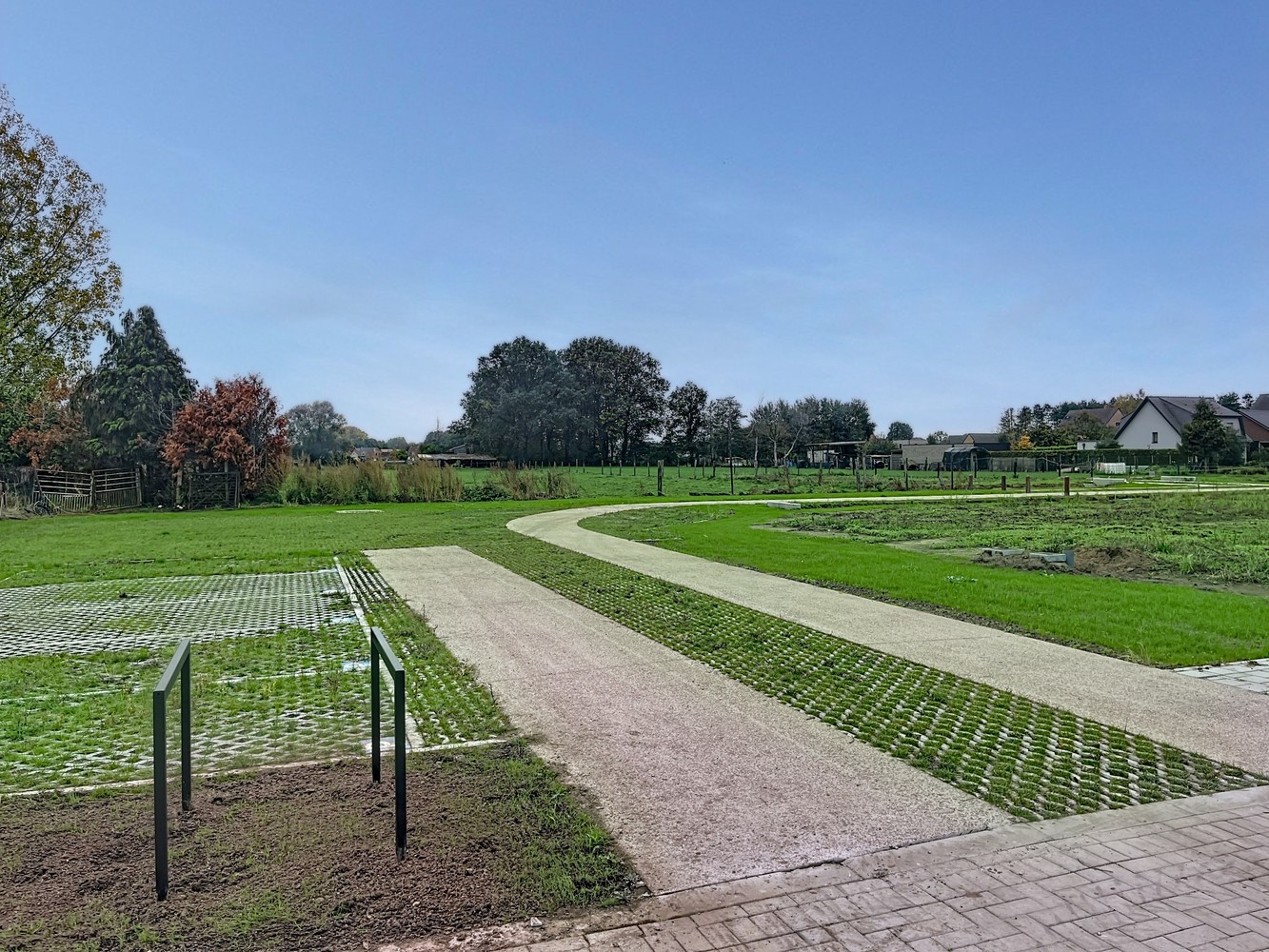 Zuidwest gerichte bouwgrond voor open bebouwing - foto 3