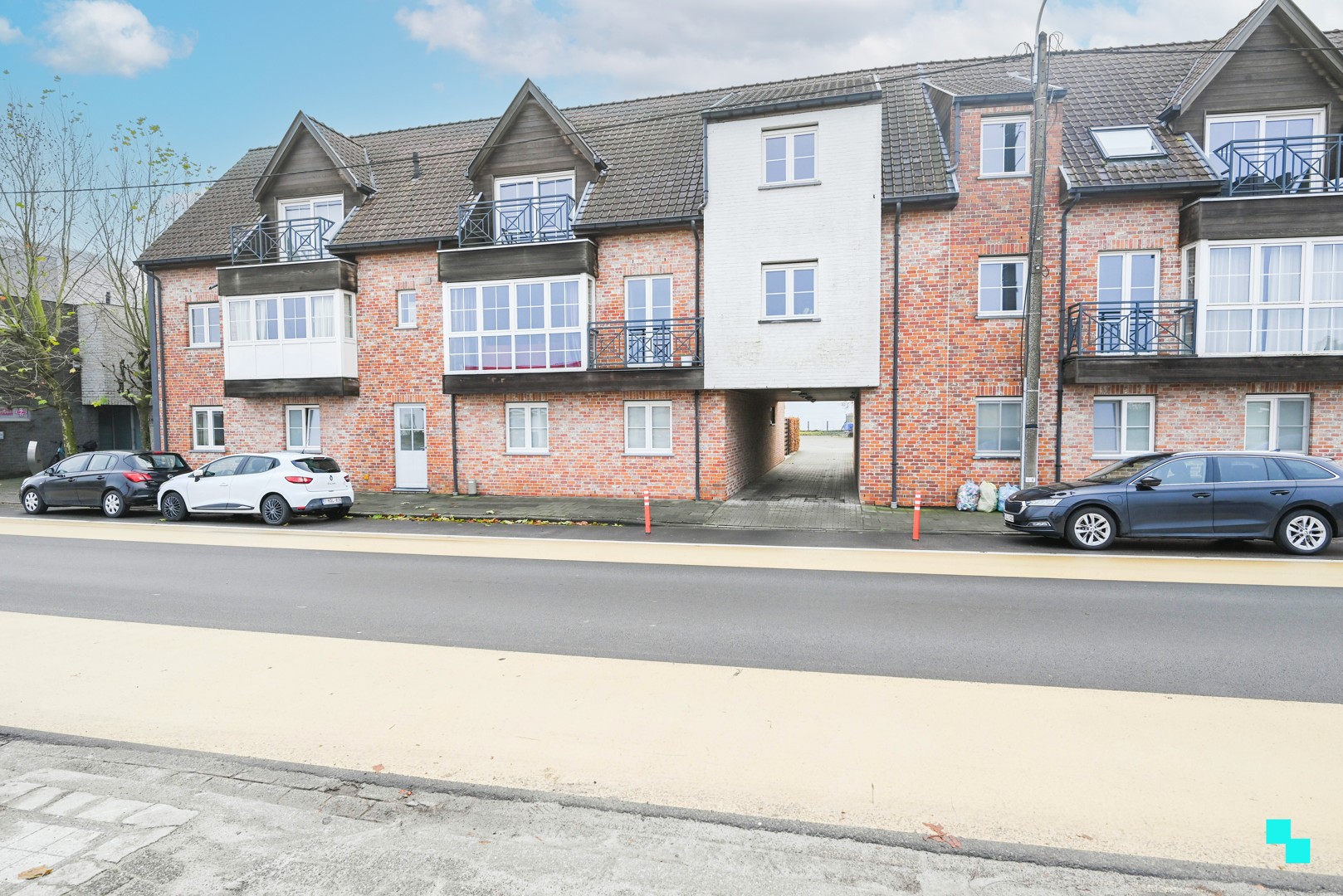 Appartement met ruim terras nabij centrum Oostrozebeke - foto 2