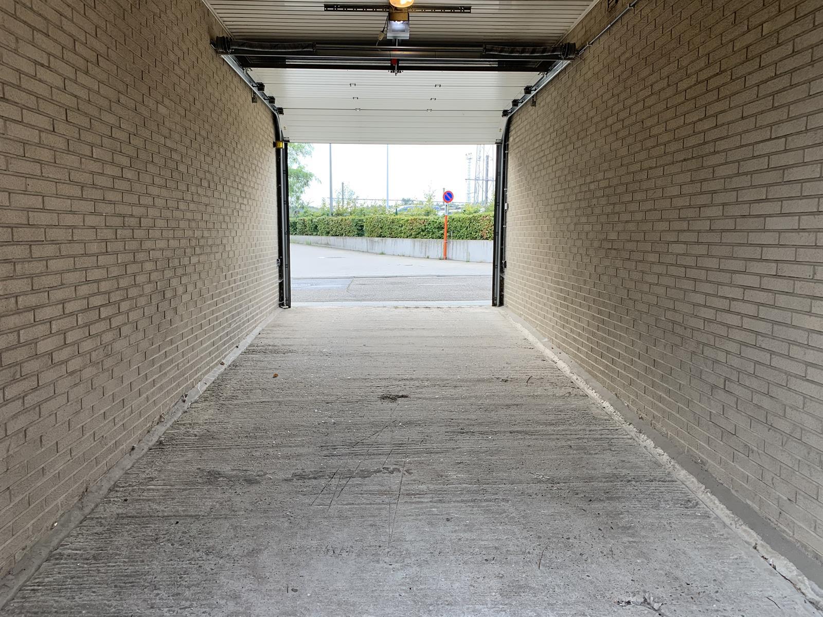 Ondergrondse autostaanplaatsen aan het station van Herentals  - foto 3