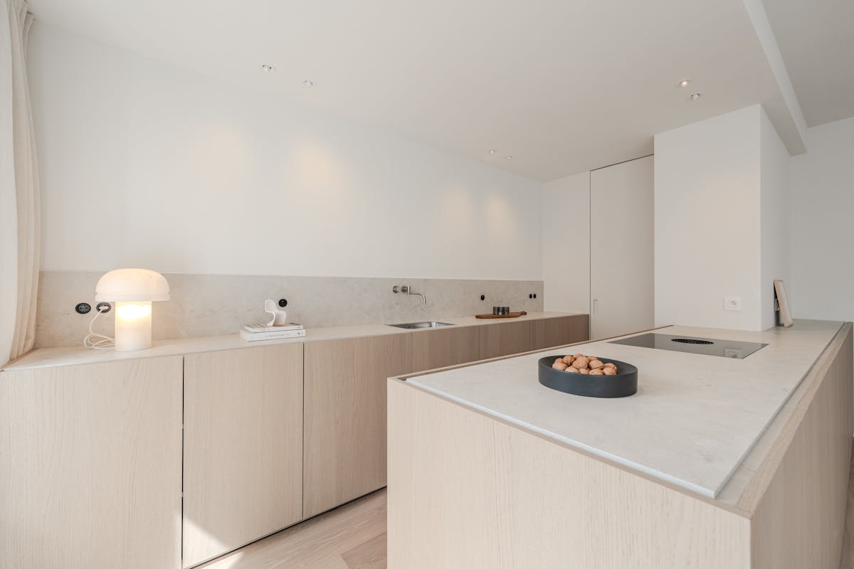 Luxueus gerenoveerd 2-slaapkamerappartement te Oostende - foto 5