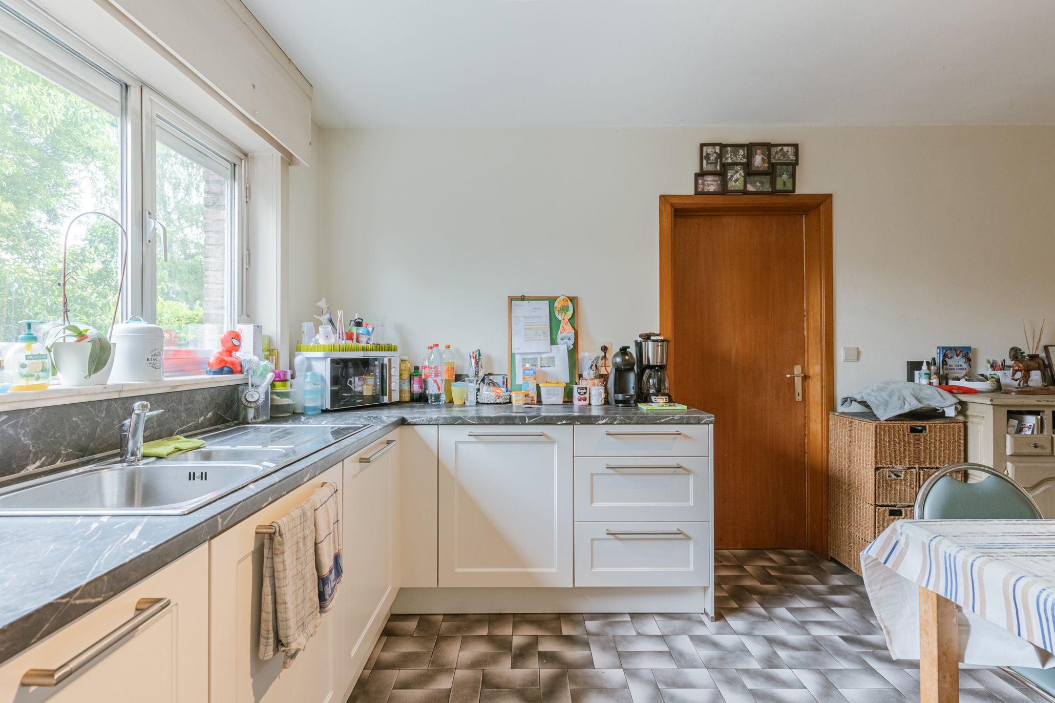 Vrijstaande woning met 4 slaapkamers, garage en tuin! - foto 4