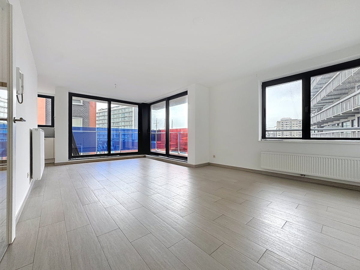 Hoekappartement met 2 slaapkamers en terras te Oostende - foto 5