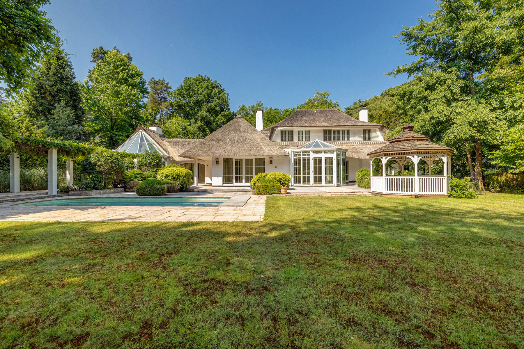 Charmante en ruime lichtrijke villa op 3.750m² te Schilde  - foto 2