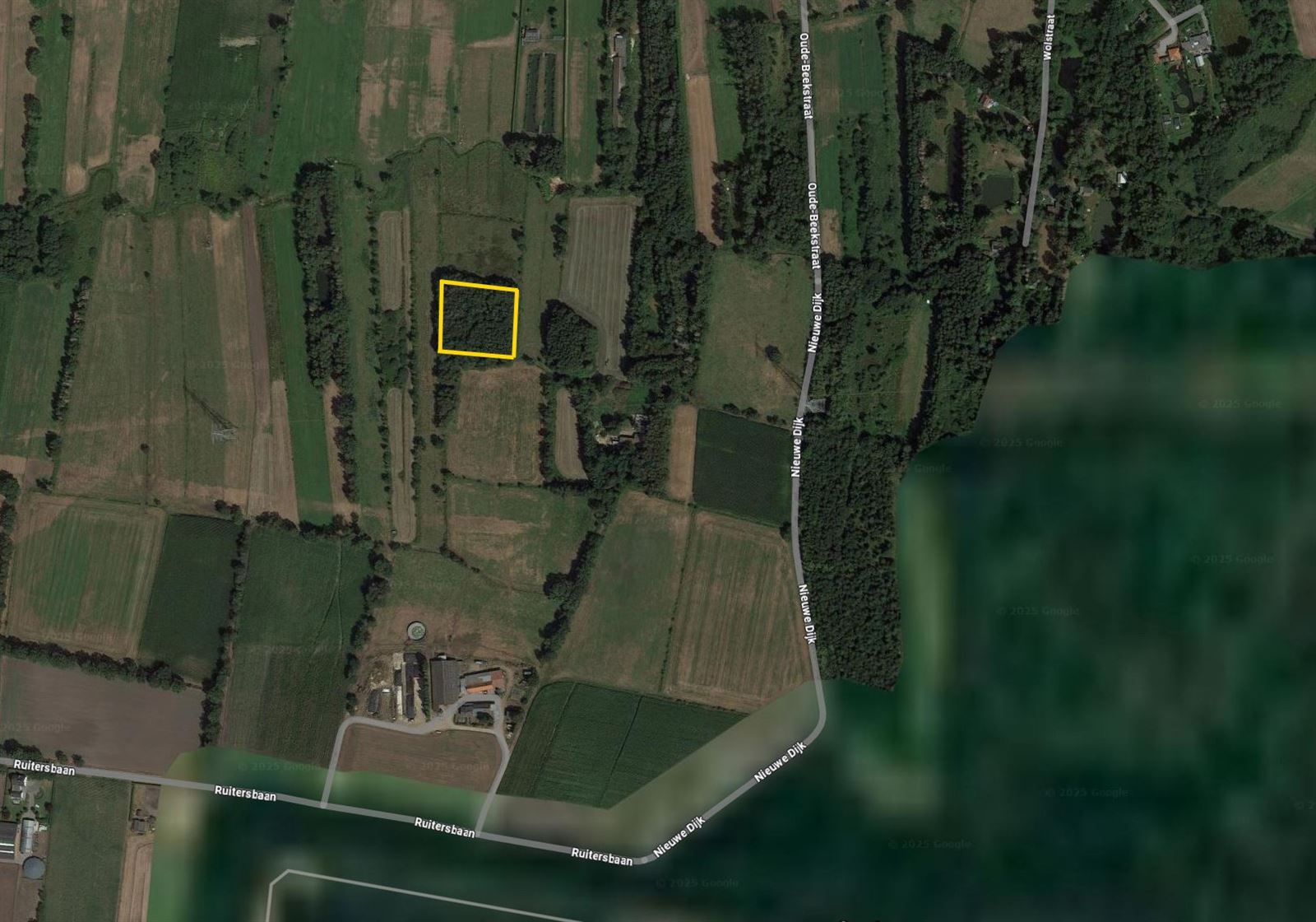 Perceel tussen de Ruitersbaan en Nieuwe Dijk 47aren 50 centiaren groot Bestuursmaatregelen in het maatregelenregister: nee