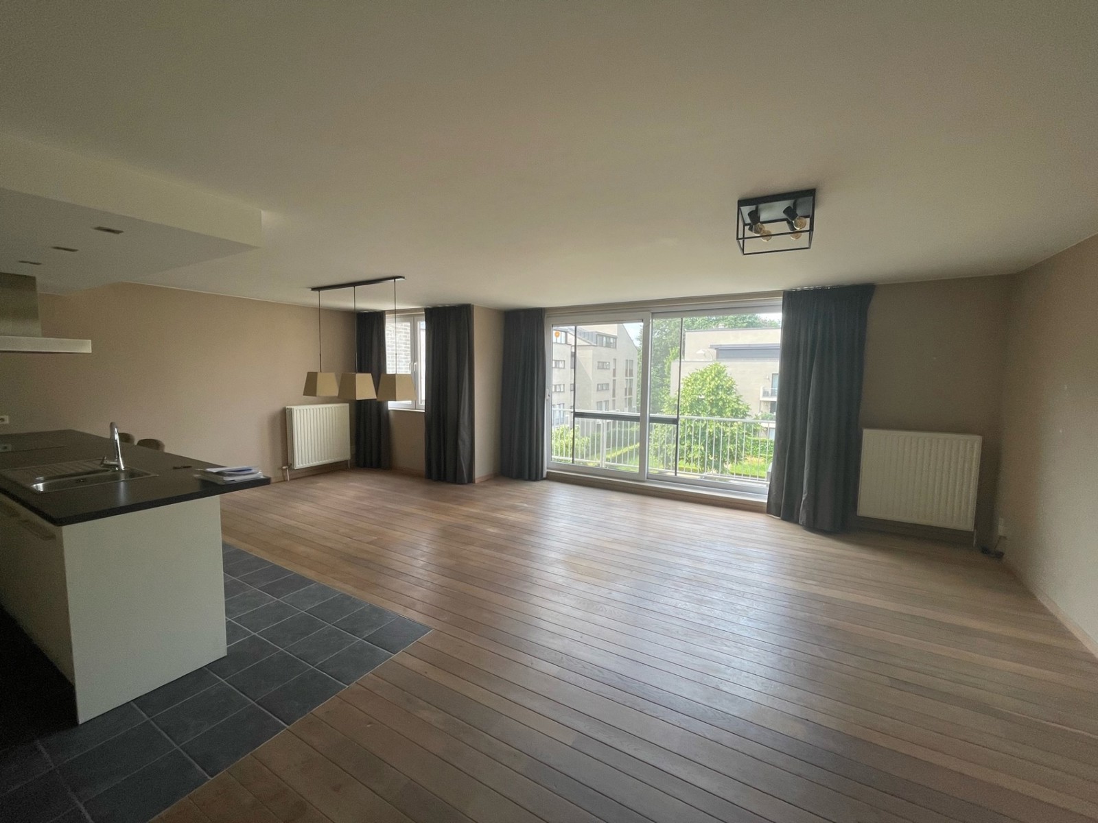 3-slaapkamerappartement met ondergrondse staanplaats en kelderberging - foto 4