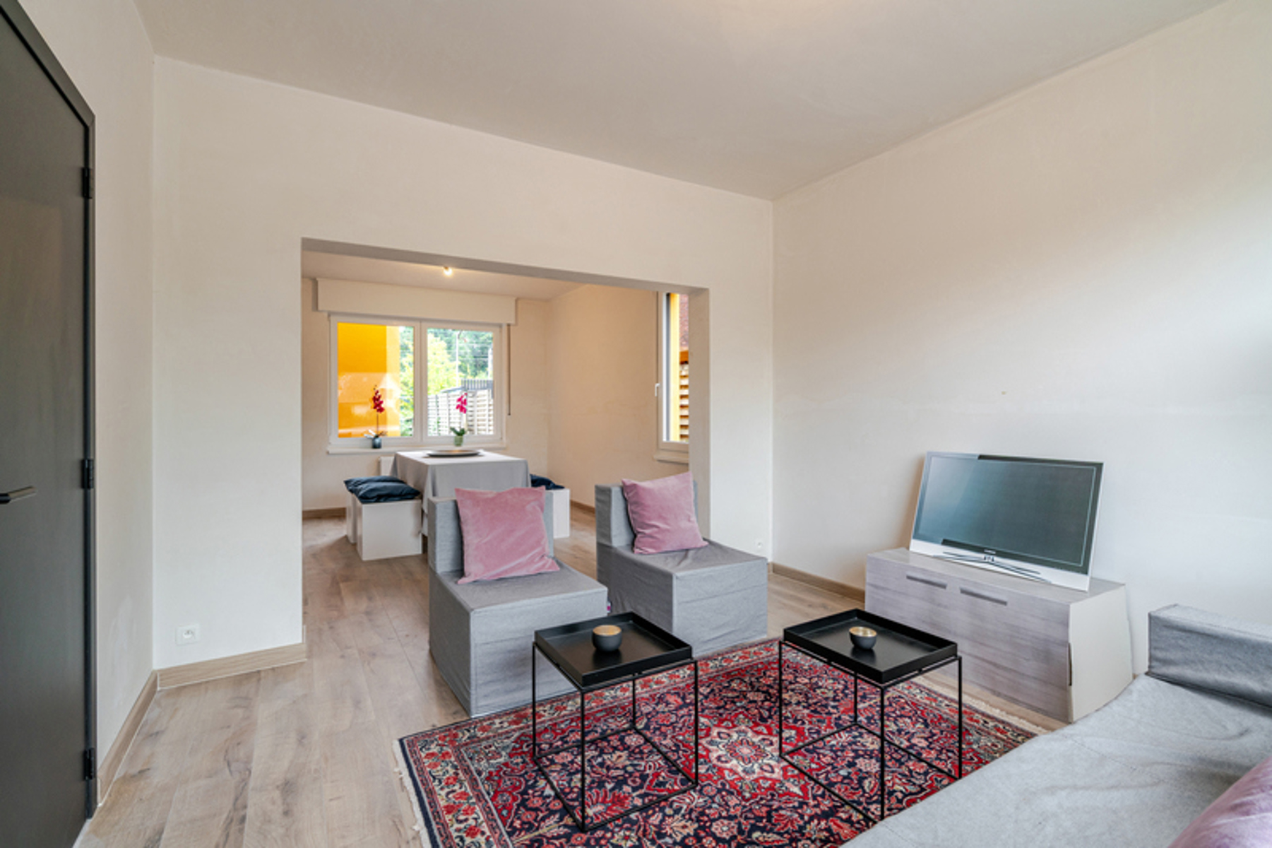 Gerenoveerde gezinswoning met 4 slpk aan station van Beernem - foto 4