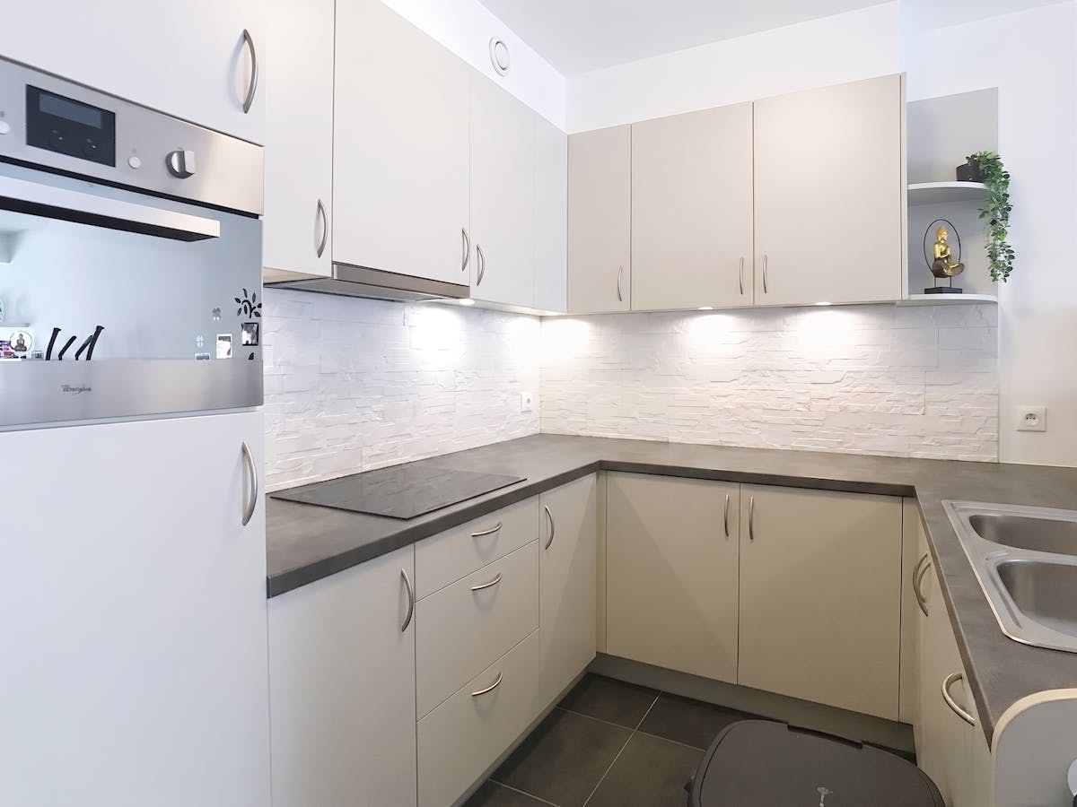 Ruim 2-slaapkamer appartement in het centrum van Middelkerke - foto 5