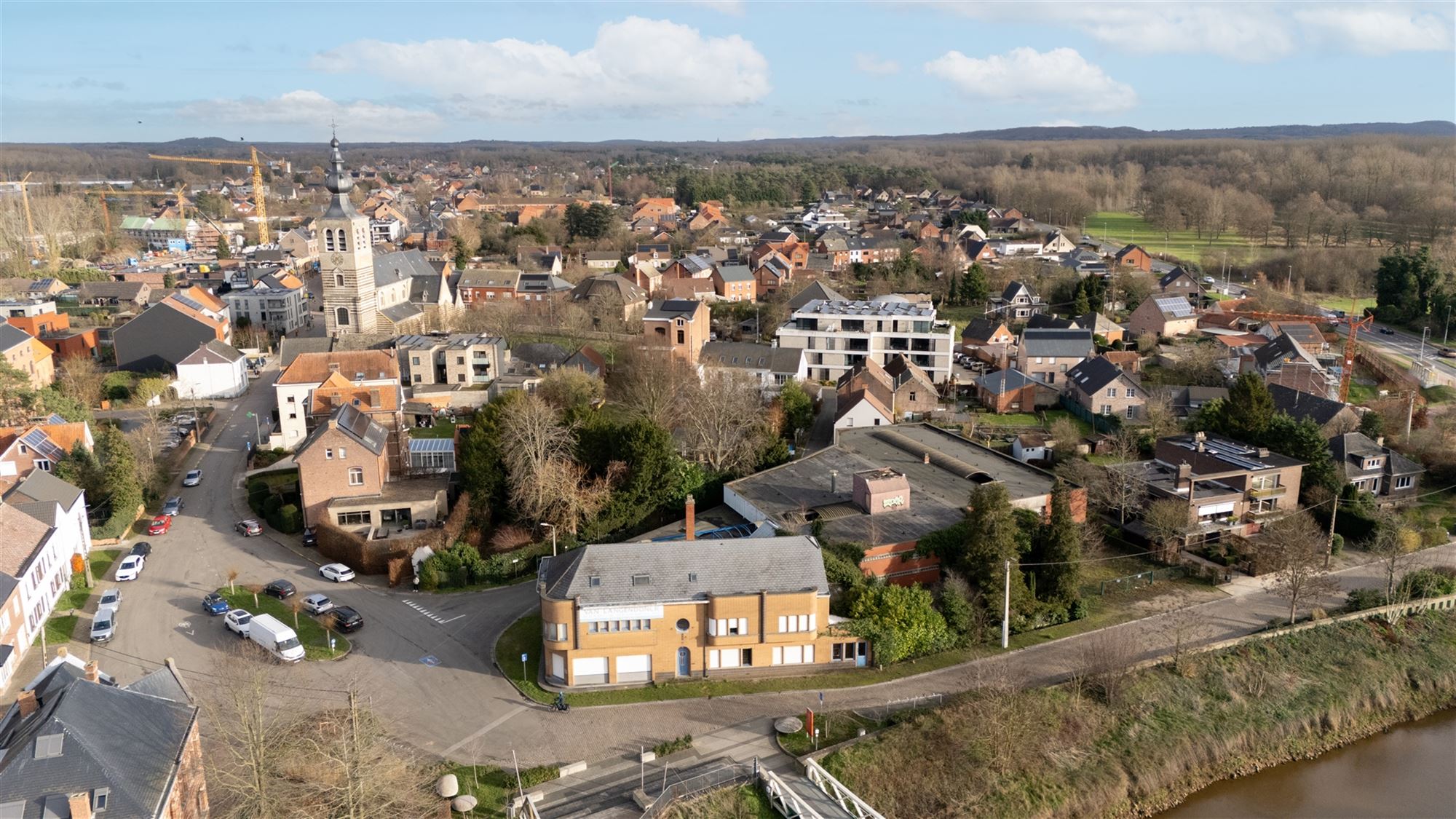 Prachtig gelegen projectgrond met zicht op het water! - foto 4