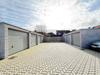 Garage for rent in Bruges