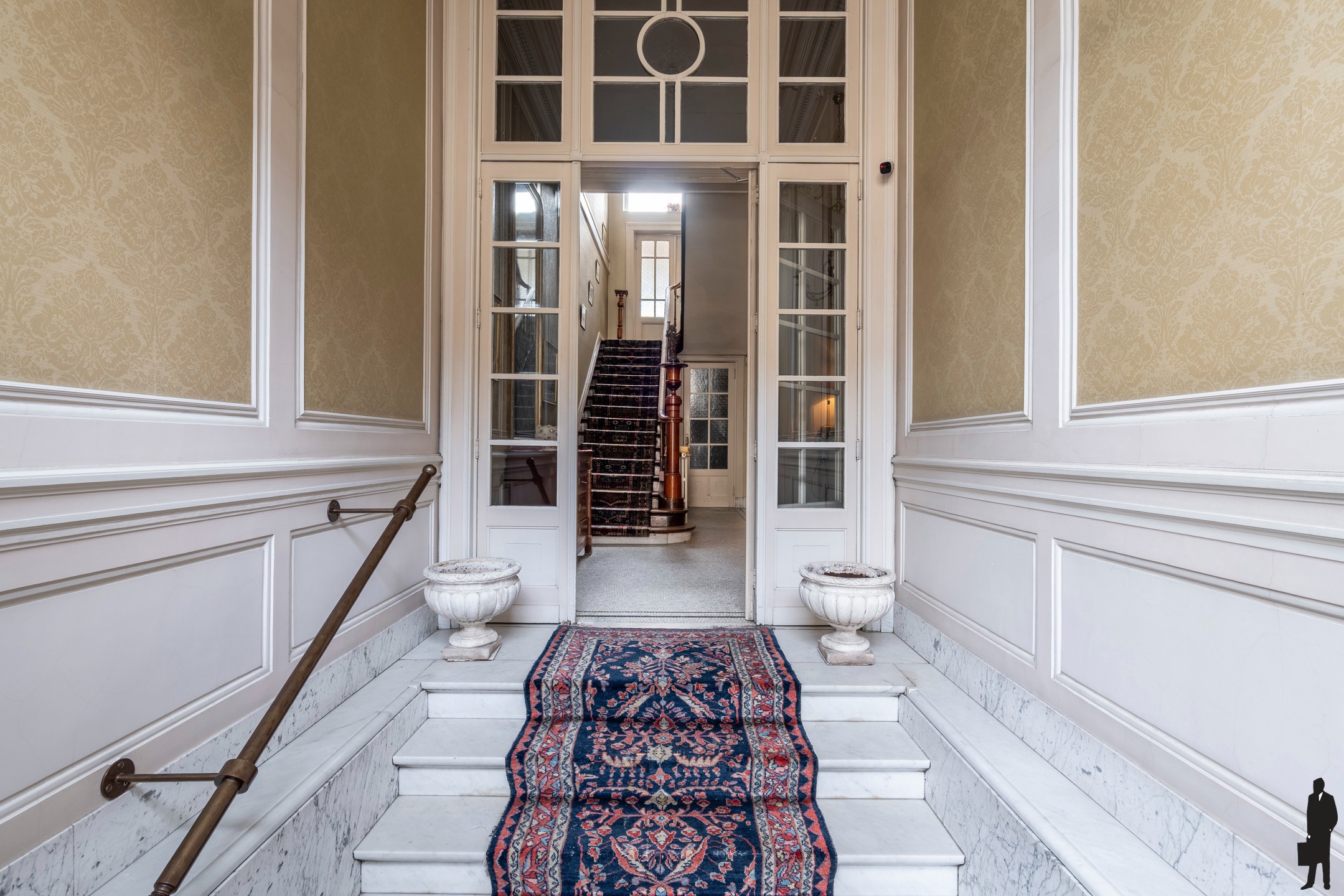 Uniek herenhuis in eclectische stijl in hartje Turnhout - foto 3