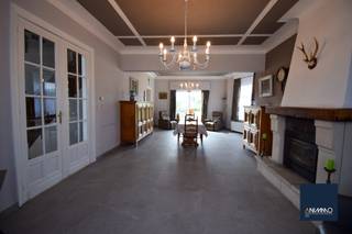Deze ruime, charmante herenwoning heeft een bijzondere uitstraling. Vanuit de woning kan je wegdromen met een prachtig panoramisch uitzicht op de...
