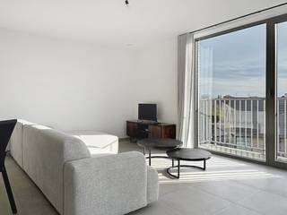 De snelste manier om een bezoek te brengen aan dit appartement? Vraag je bezoek aan via de rode knop op onze website (www.dewaele.com) en je...