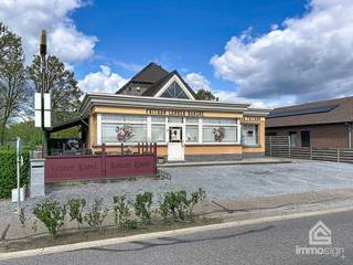 PLUSPUNTEN:+ perceeloppervlakte: 828 m²+ bewoonbare oppervlakte: 359 m²+ 3 slaapkamers+ combinatie wonen en werken+ horecaruimte met tal van...