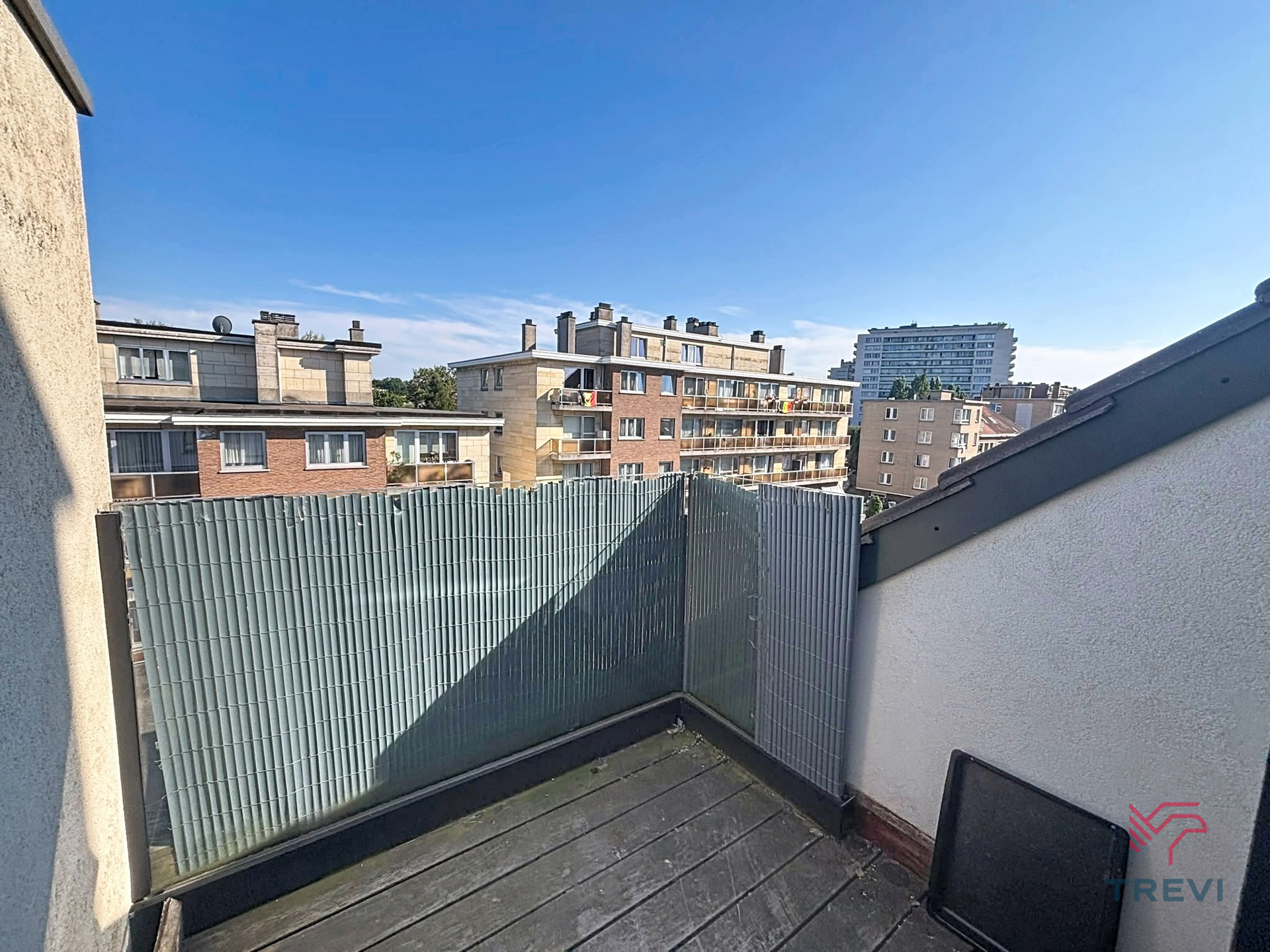 Mooi appartement met 1 slaapkamer en een mezzanine - foto 4