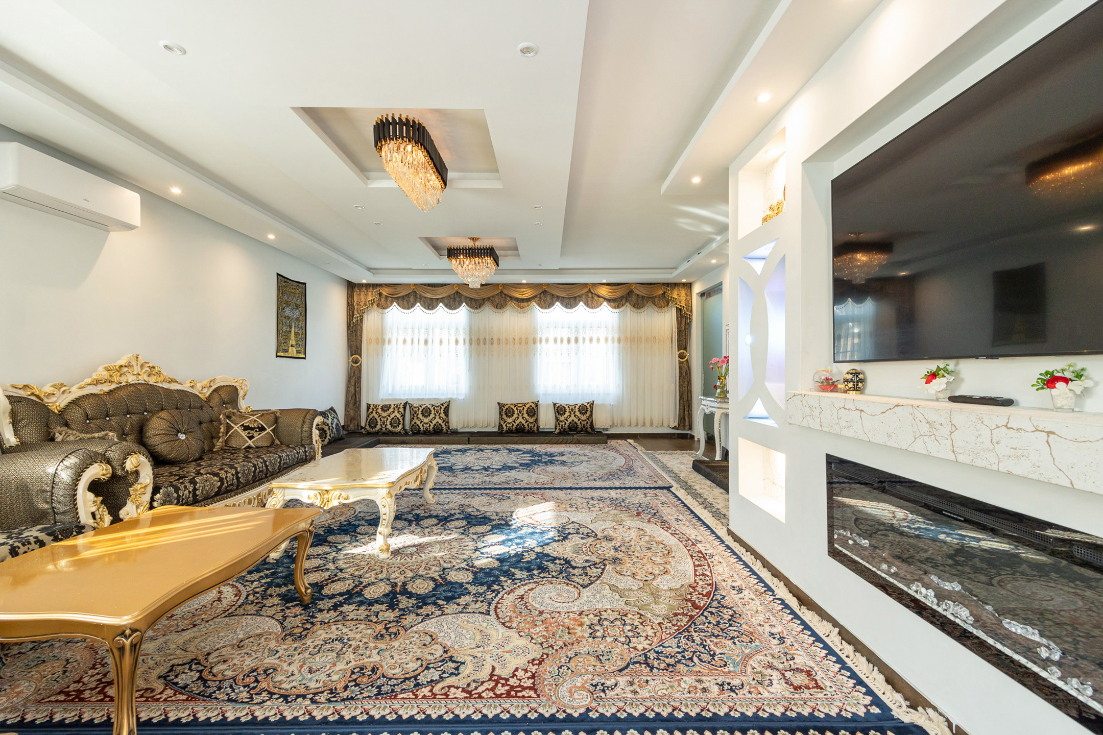 House for sale in Ravels with 6 bedrooms - photo 4