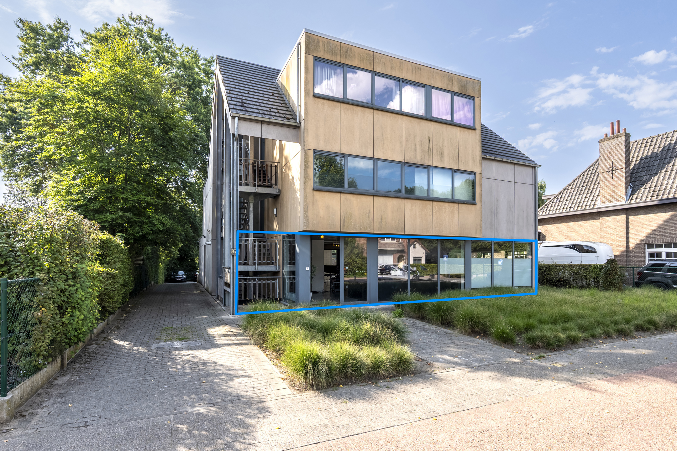 Commercial for rent in Ranst - photo 1