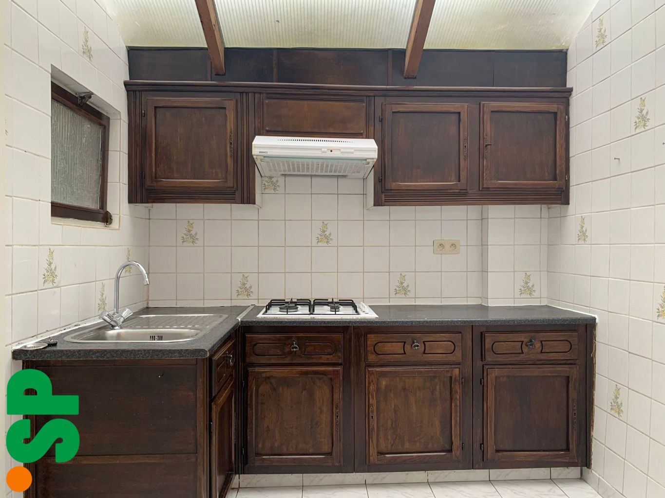 Knusse woning met 3 slaapkamers en koer nabij het centrum van Geel. - foto 4
