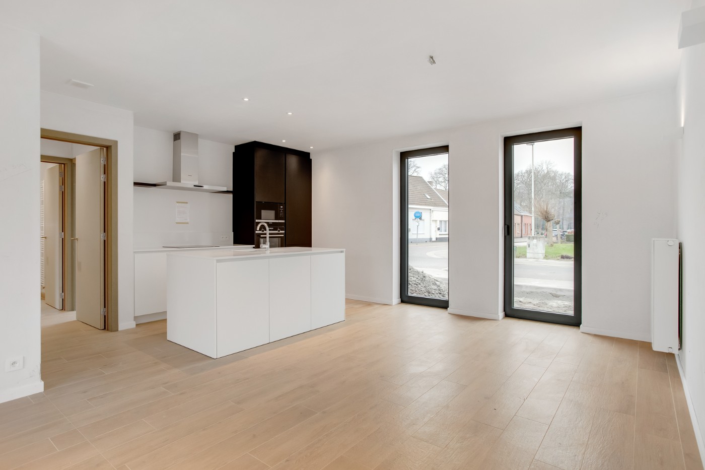 Prachtig, nieuw 2-slpk. appt met tuin en ondergrondse staanplaats - foto 4