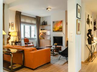 Ideaal gelegen nabij de Kasteleinswijk, bestaat dit charmante duplexappartement uit vier slaapkamers en een kantoor in een gebouw in art-decostijl...