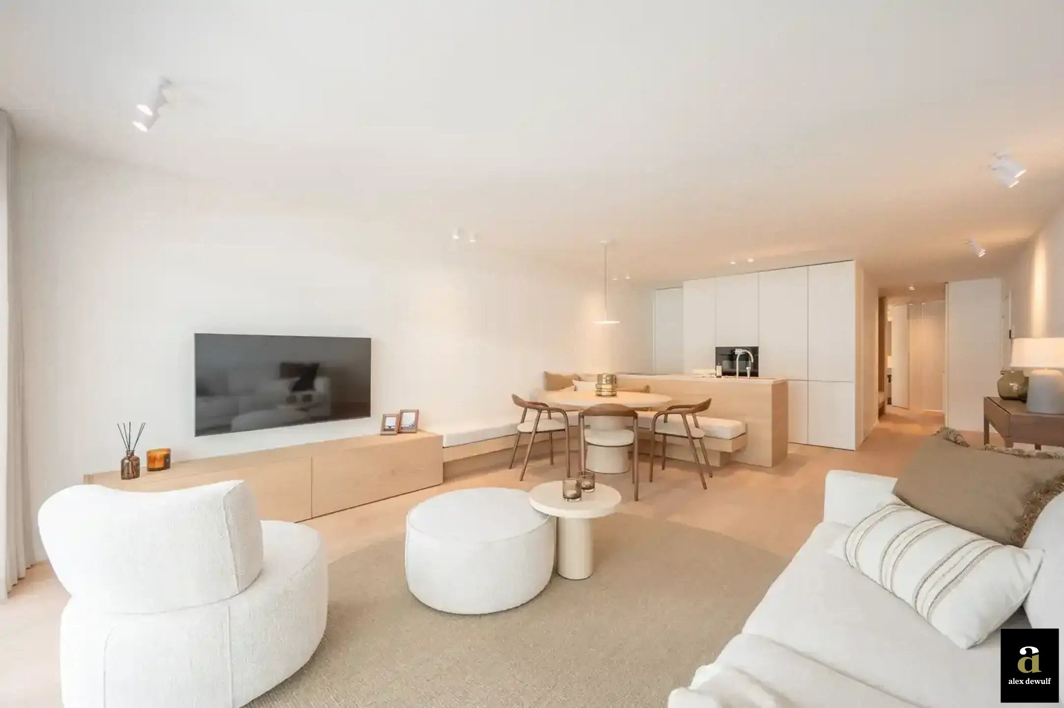 Mooi appartement met 3 slaapkamers op de Kustlaan te Zoute - foto 1