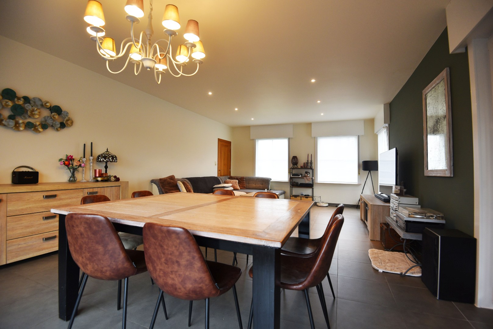 Ruime open bebouwing met 5 slaapkamers te Adegem - foto 4