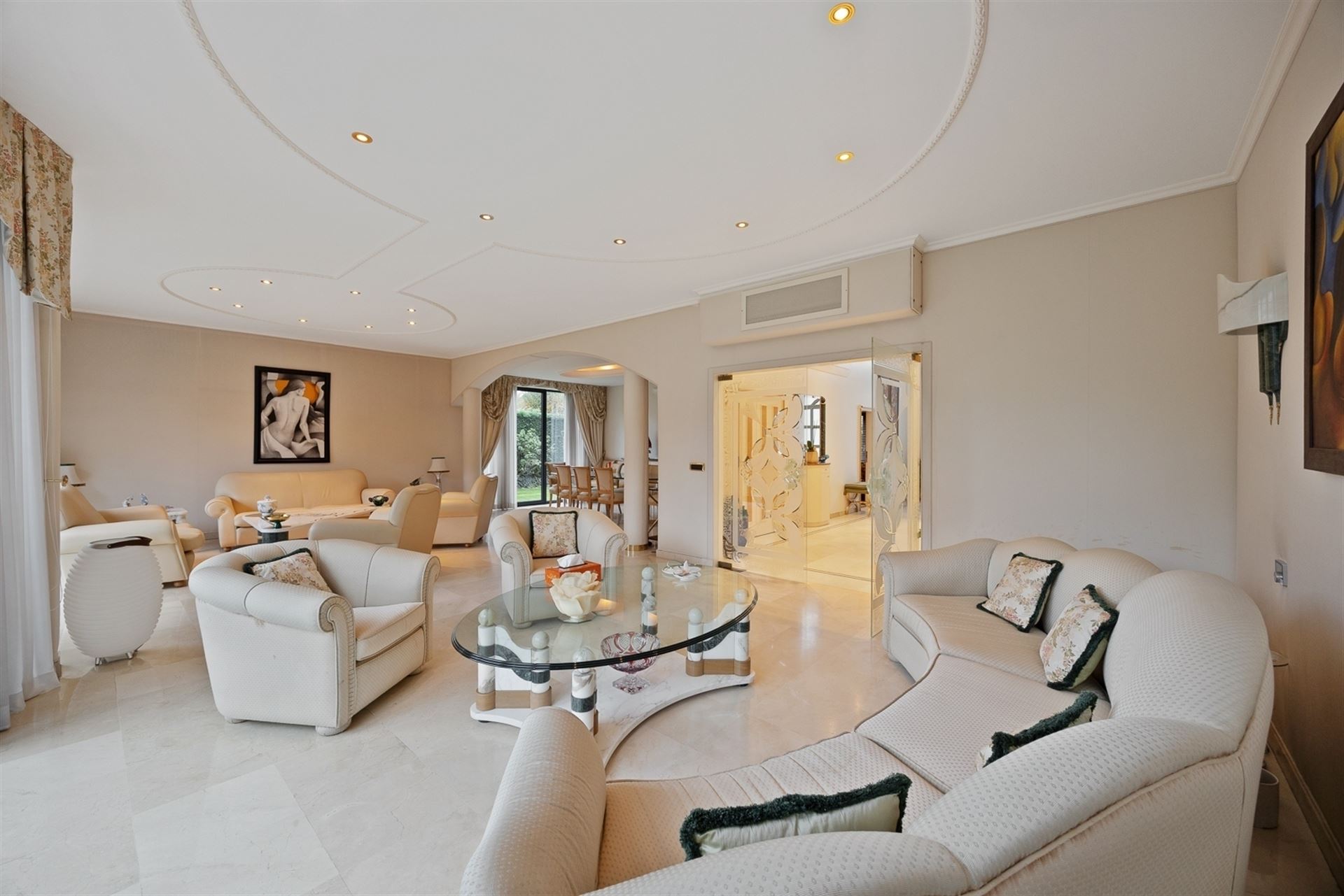 House for sale in Antwerp with 6 bedrooms - photo 4