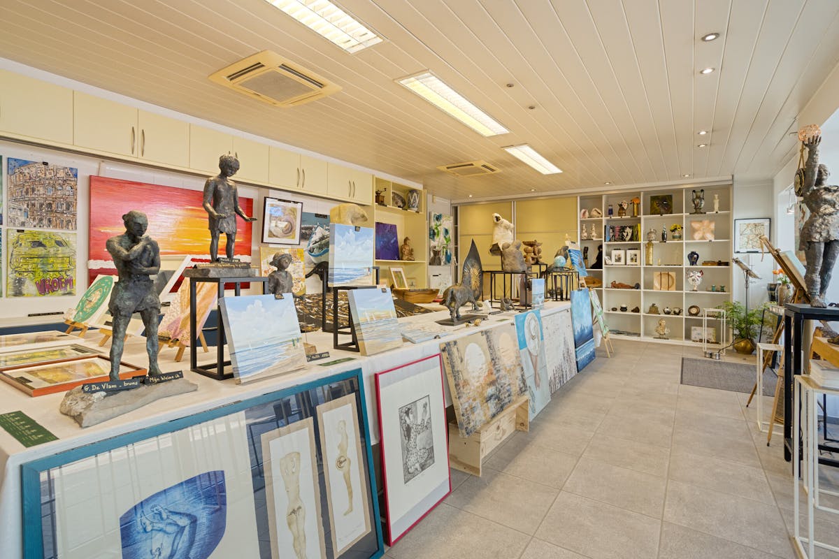 Handelspand te koop op topligging in Kerkstraat in Wenduine - foto 1