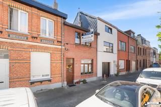 Version:0.9 StartHTML:00000097 EndHTML:00002012 StartFragment:00000131 EndFragment:00001976Charmante maison avec 4 chambres et jardin ensoleillé à...