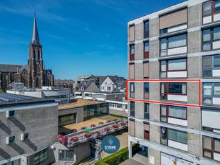 APPARTEMENT MET EPC LABEL B IN HET CENTRUM VAN LANAKEN ! <br /><br />We vinden dit appartement met een bewoonbare oppervlakte van 93 m² terug op een perceel van 35a 10ca in Lanaken. <br /><br />Voor meer informatie, neem zeker een kijkje op onze website via de volgende link: <br />https://www.sterkvastgoedmakelaars.be/detail/te-koop-appartement-lanaken/7629567?dosearch=True&flowstatus=ForSale,ForSaleReserved,ForSaleWithBid,ToCompleteForSale,SoldUnderReserve,Sold&pageindex=1&pagesize=12&searchpage=ForSale&sortdirection=DESC&sortfield=pub_flowstatus&transactiontype=Sale