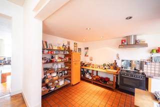 Multifunctionele bel-etage woning op toplocatie in AntwerpenWelkom bij deze unieke bel-etage woning gelegen aan de Bestormingstraat 12, in het...