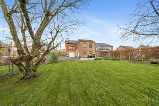 Te koop: instapklare woning met dubbele en zuidgerichte tuinOp een rustige ligging, op enkele minuten van Ronse en met vlotte verbinding richting...