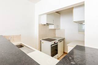 Op zoek naar een centraal gelegen appartement met alles binnen handbereik? Dit 1-slaapkamerappartement bevindt zich op de eerste verdieping van...