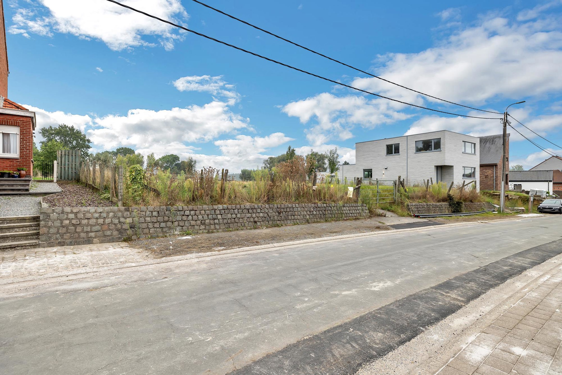 Perceel bouwgrond op rustige en strategische locatie - foto 3