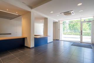 Ontdek deze instapklare kantoorruimte van 203 m² aan de Westlaan in Roeselare, een toplocatie met maximale zichtbaarheid en vlotte bereikbaarheid. De...