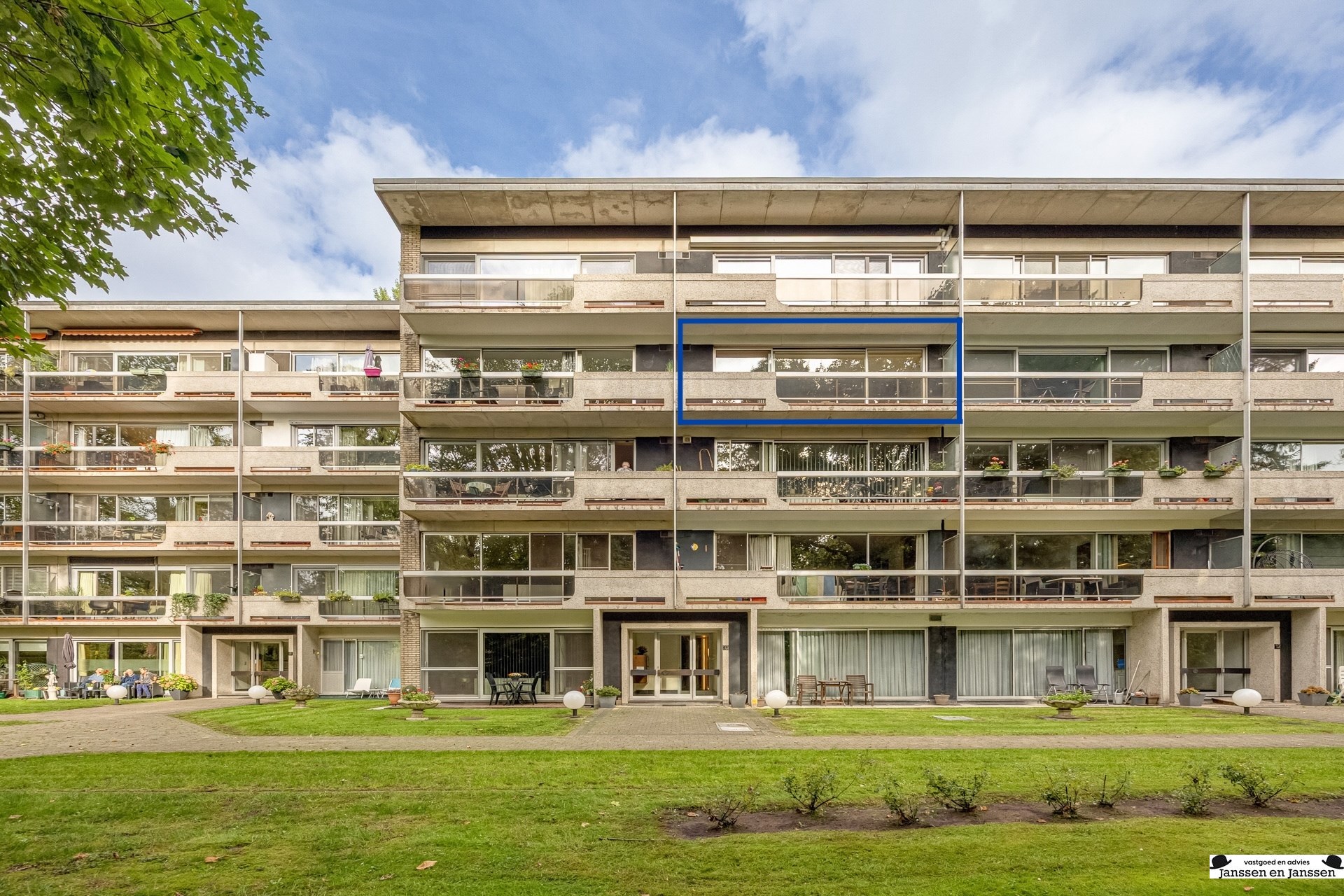 Twee slaapkamer appartement in een groene omgeving te Kapellen - foto 1