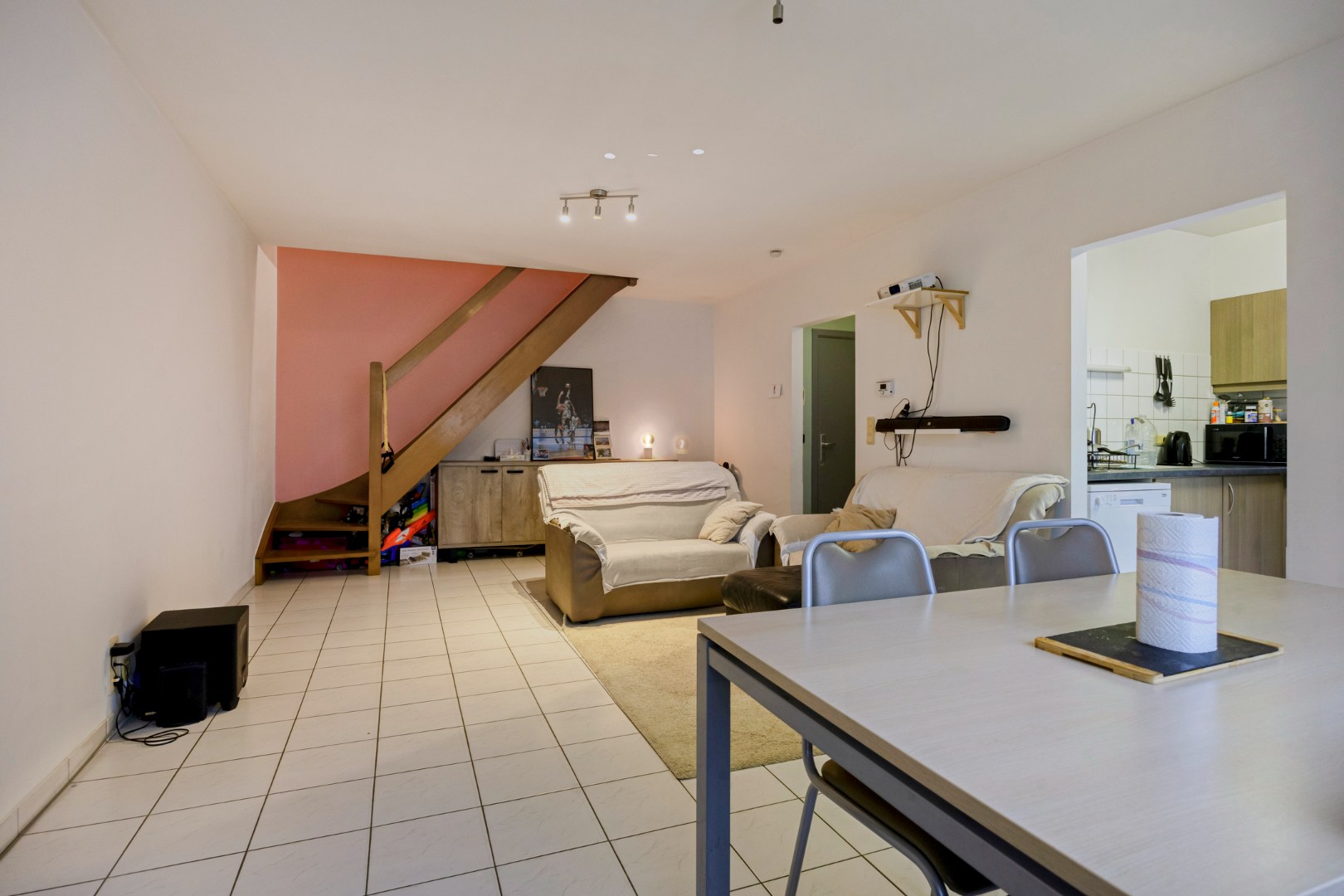 Goed gelegen 2-slaapkamerappartement – EPC 132 kWh/m² - bewoonbare opp. 99 m² - foto 1