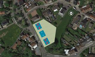 Bouwgrond te koop met een totale oppervlakte van 534m² voor halfopen bebouwing, vrij van aannemer en zonder enige bouwverplichting.<br />Stedenbouwkundige voorschriften beschikbaar op aanvraag. Goedgekeurde bouwaanvraag is reeds beschikbaar.<br /><br />Voor inlichtingen, contacteer Quirijn op het nummer 0476 66 61 39 of via quirijn.pannecoucke@durabrik.be 