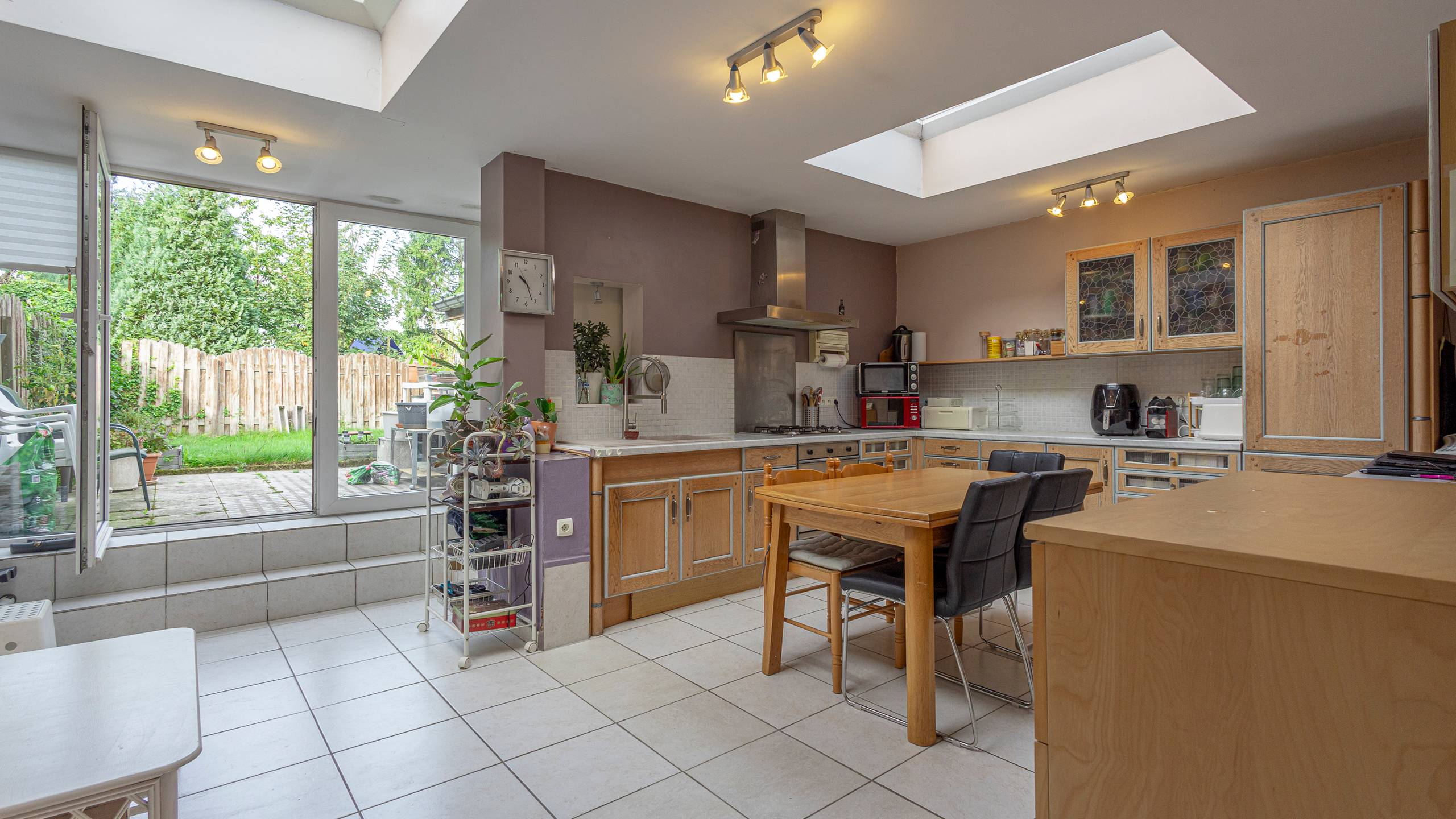 Charming family home near the centre of Asse - photo 4