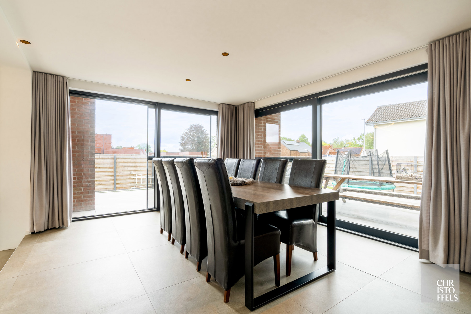 Stijlvol gerenoveerde woning op perceel van 540 m² - foto 5